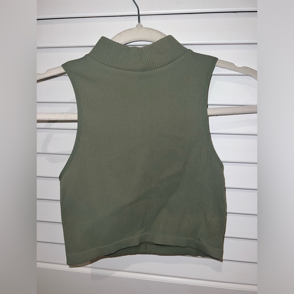 Zara Green Ribbed Turtleneck Cropped Tank-top Size: XS-S